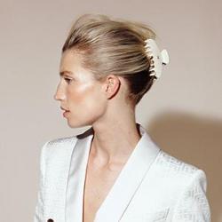 Crea il tuo stile con gli accessori per capelli Balmain Paris Hair Couture